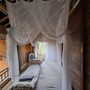 Alternative view of Triple Room